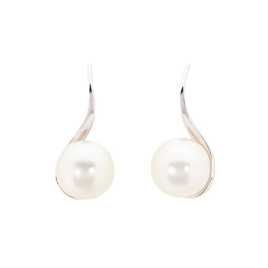 Looking for elegant pearl earrings? Galaxy spine freshwater pearls in sterling silver bring everyday elegance | MINTING Jewelry