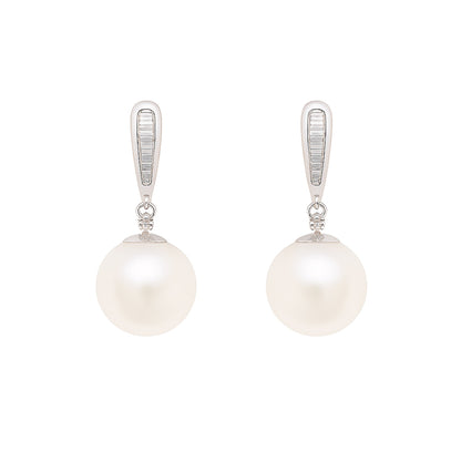 Chic sterling silver pearl studs – night exclamation by MINTING