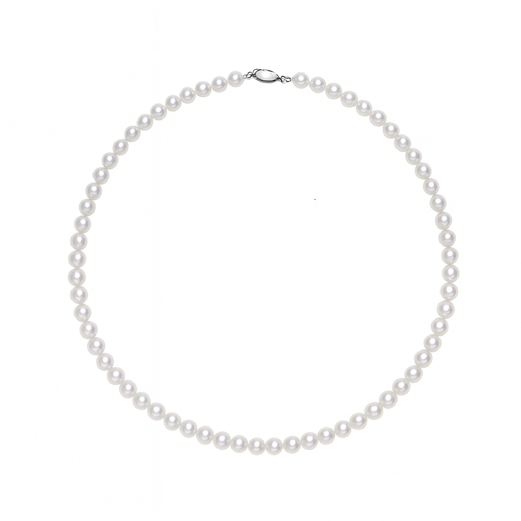 Lustrous 8-9mm freshwater pearl necklace on 925 sterling silver chain.